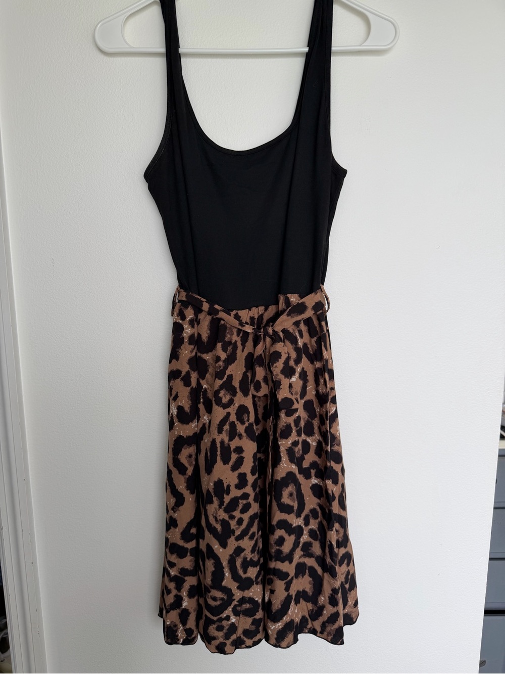 Black & Brown Leopard Print Sleeveless Dress